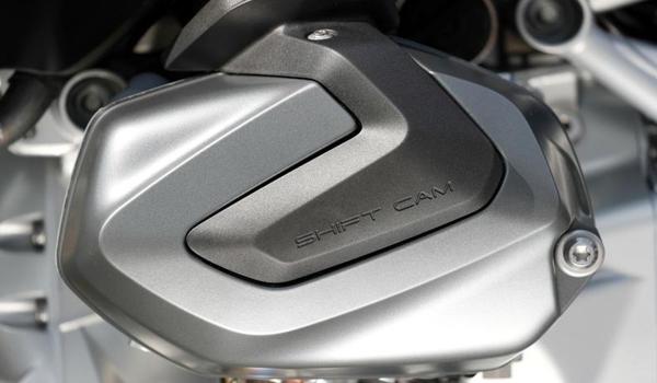 和平精英水鸟辅助怎么用