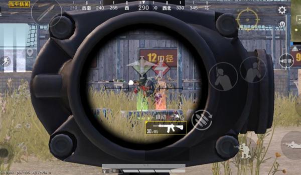 和平精英开辅助瞄准实战